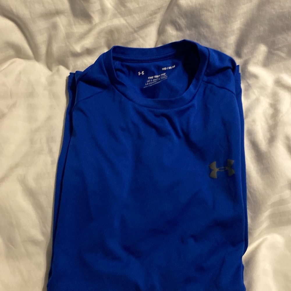 Under Armour men’s tech tee size medium